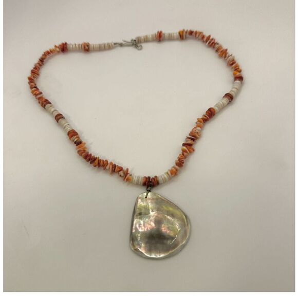 Spiny oyster abalone pendant necklace - Picture 11 of 11